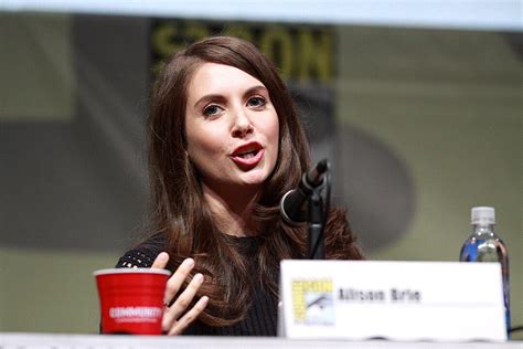 alison brie gay